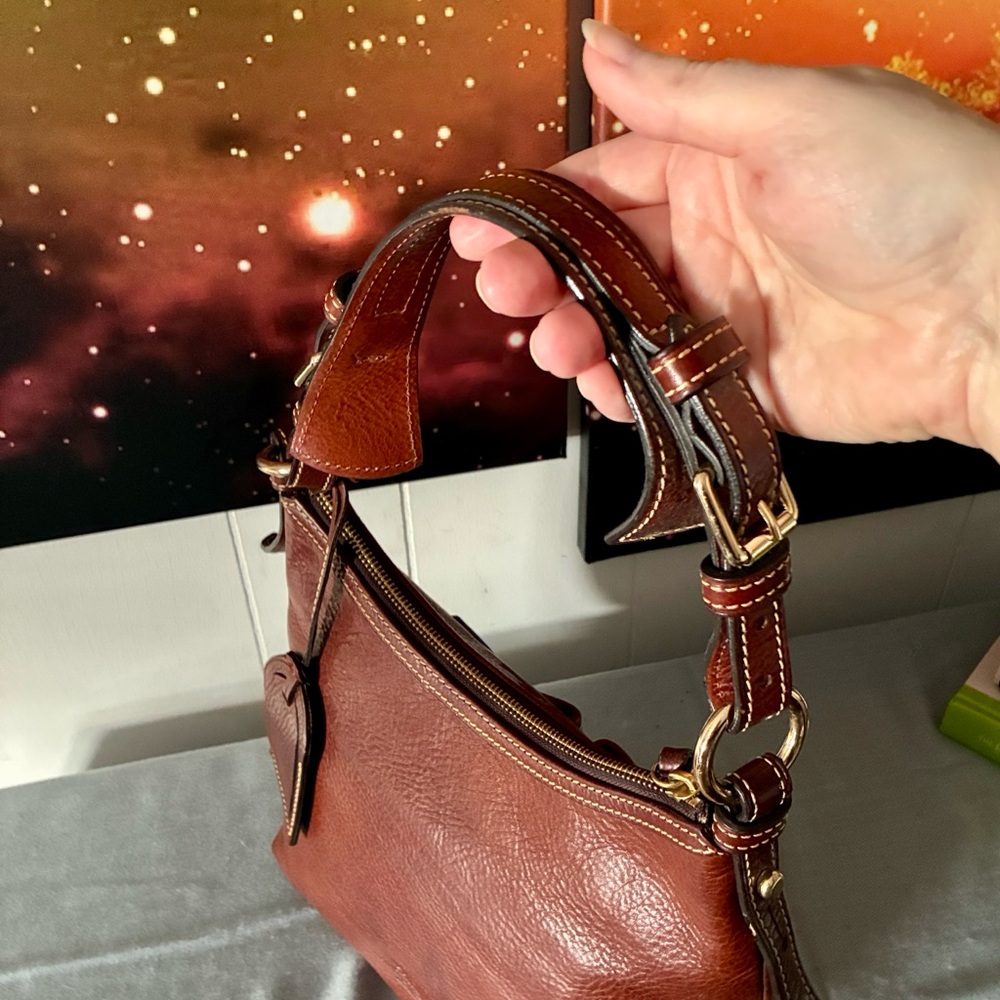 Dooney & Bourke Florentine Leather Shoulderbag - Picture 3 of 12
